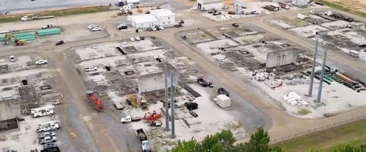 La planta de energía de Musk en Mississippi enfrenta fuertes protestas por ruido y preocupaciones ambientales de los vecinos.