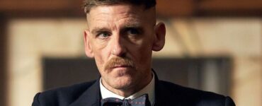 Steven Knight revela los motivos detrás de la desaparición del personaje Arthur Shelby en la última película de Peaky Blinders.