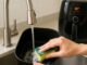 Descubre el hábito diario que puede arruinar el antiadherente de tu Air Fryer y acortar su vida útil.