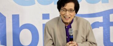 Descubre el legado transformador de la Dra. María Isabel Rodríguez en el Día Internacional de la Mujer en El Salvador.