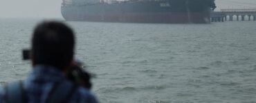 Las advertencias de Niall Ferguson sobre la disrupción energética podrían anticipar graves consecuencias económicas globales.