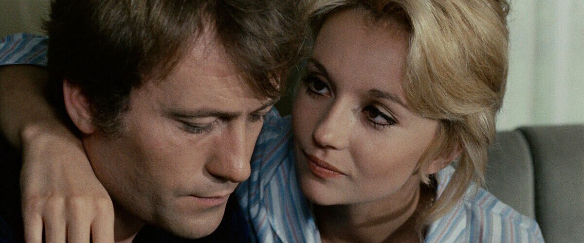La Sala Lugones rinde homenaje a Claude Chabrol con una selección de nueve filmes restaurados que marcan su legado.