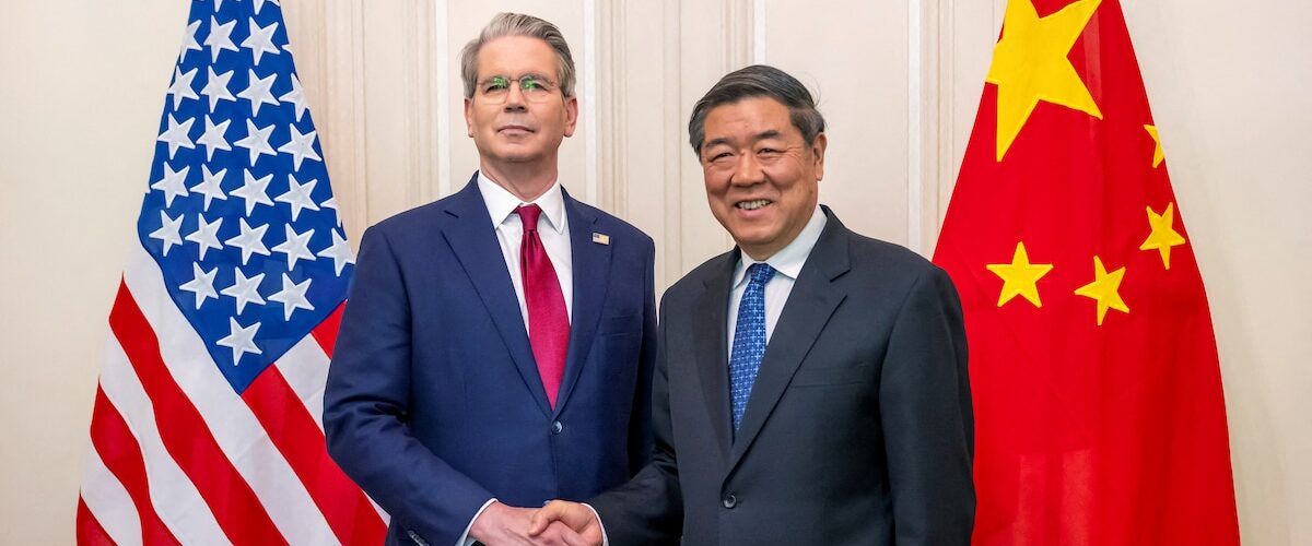 Las delegaciones de EEUU y China se reúnen en París para preparar la cumbre entre Trump y Xi Jinping.