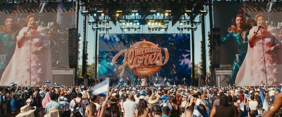 La orquesta salvadoreña Los Hermanos Flores vuelve a Coachella, demostrando la riqueza de la cumbia centroamericana.