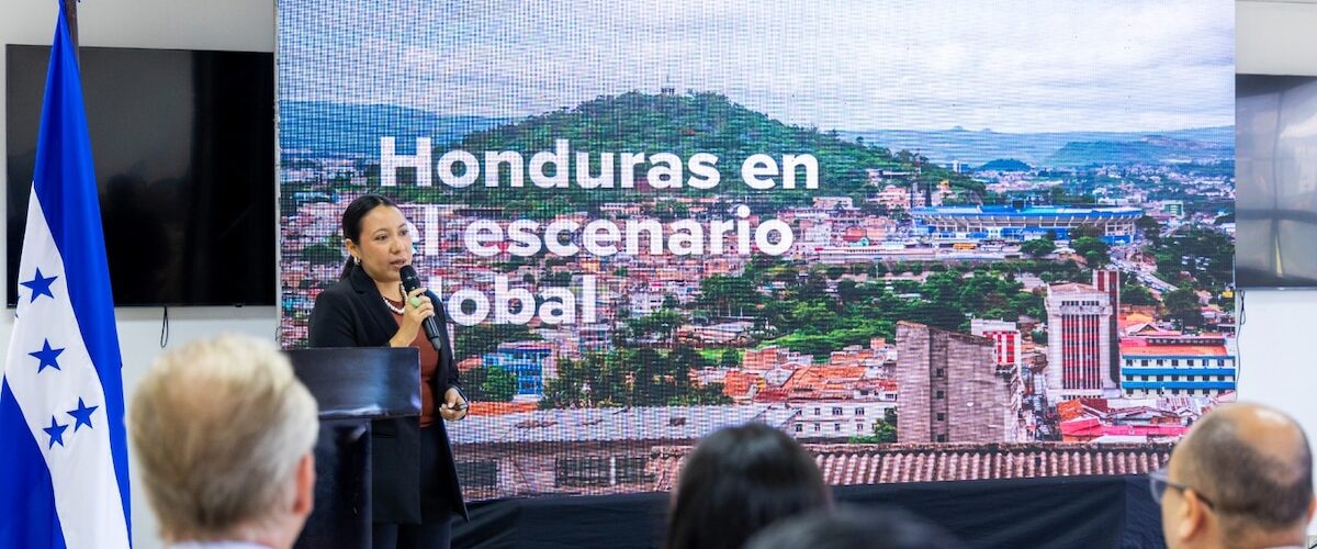 Más de 423 mil personas han sido desplazadas en Honduras, destacando un alto porcentaje de mujeres y jóvenes.