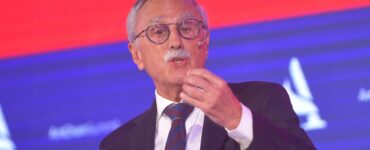 Mario Lugones asegura que PAMI ya está regularizando sus pagos, generando alivio en la comunidad.