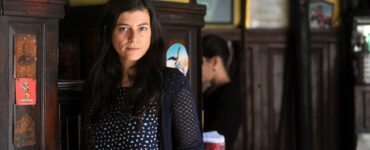 Samanta Schweblin habla sobre su obra El buen mal, que recientemente ganó el prestigioso premio literario de un millón de euros.