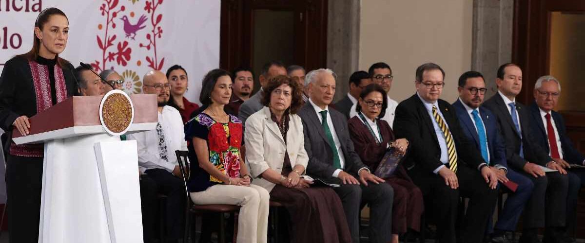 Claudia Sheinbaum presenta comité para la extracción de gas no convencional
