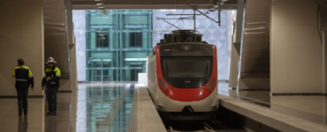 Gobierno compra 100% del Tren Suburbano y planea expansión