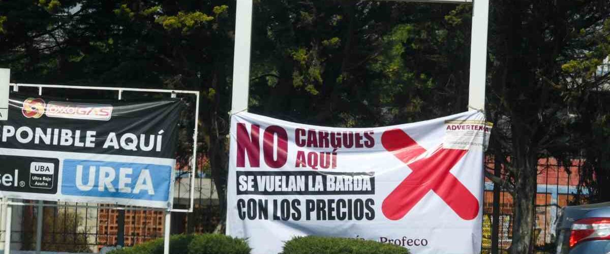 Gobierno de México y empresarios acuerdan precio de diésel a 28 pesos por litro