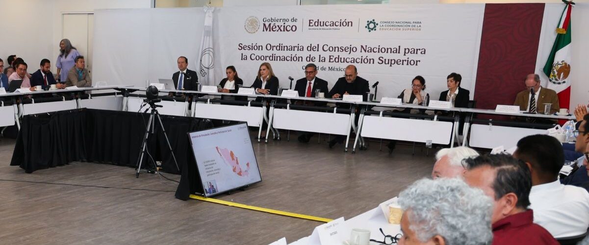 SaberesMX lanza curso de alfabetización para impulsar educación