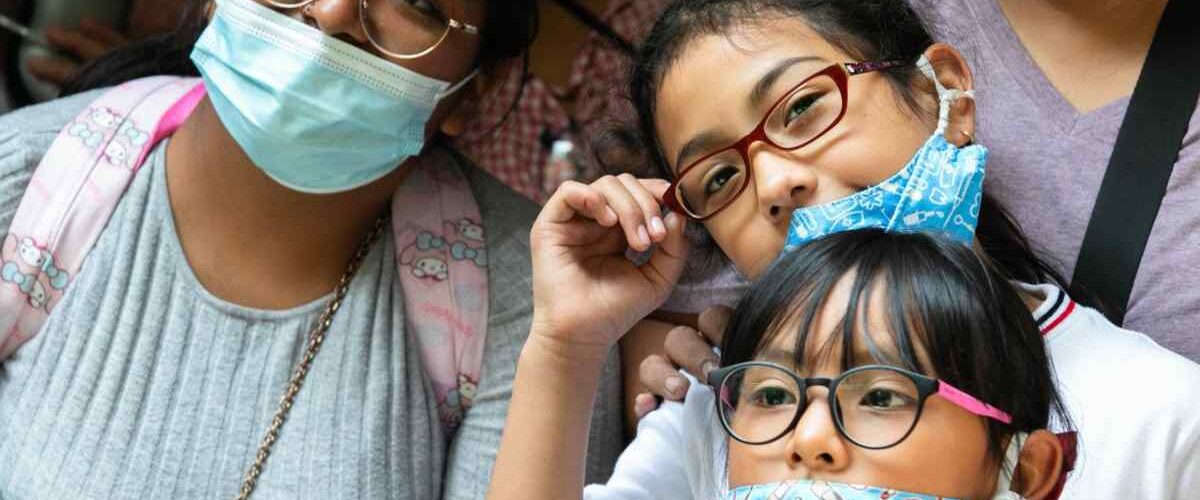Suprema Corte ordena al IMSS entregar lentes y prótesis a menores