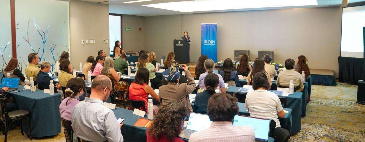 Acuerdo busca fortalecer derechos de mujeres migrantes en sus trayectorias