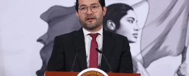 Marath Bolaños interrumpido por protestas por jornada laboral de 40 horas