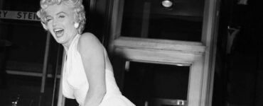 Conoce la fascinante historia de Marilyn Monroe detrás del mito, sus secretos y su inolvidable vestido rosa.