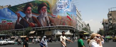 Las negociaciones entre Estados Unidos e Irán generan interés global, mientras se espera un acuerdo de paz inminente.
