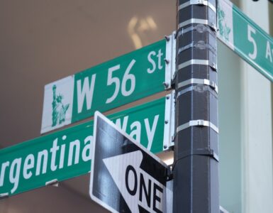 La ciudad de Nueva York inaugura la Argentina Way, una nueva calle en honor a Argentina y su cultura.