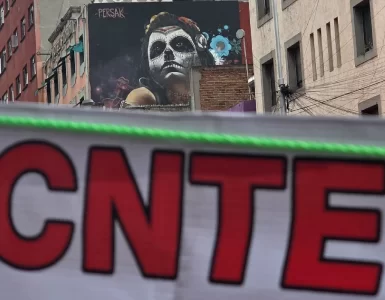 CNTE continúa su lucha sindical en Oaxaca con bloqueos a Pemex