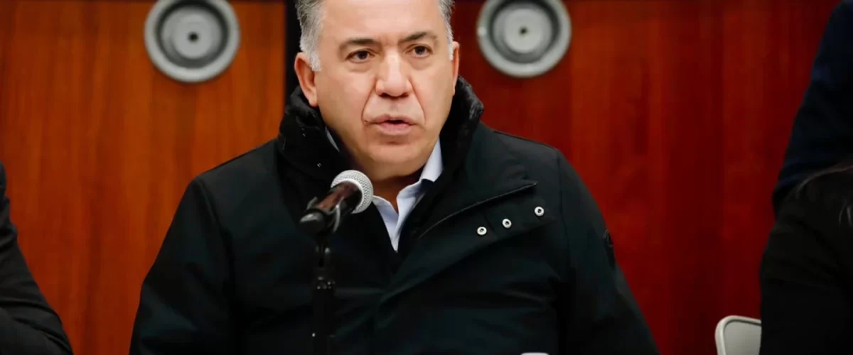 Enrique Inzunza confirma su continuidad en el Senado hasta 2030