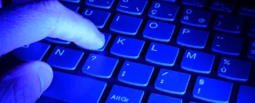Gobierno confirma acceso no autorizado a datos de La Escuela es Nuestra