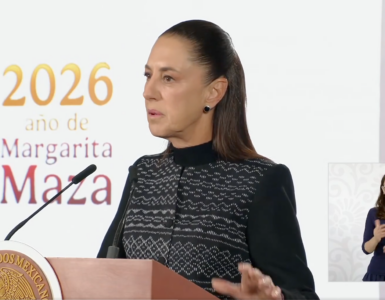 Claudia Sheinbaum se compromete a ayudar a las familias de las tres víctimas en los festejos por la victoria de México.