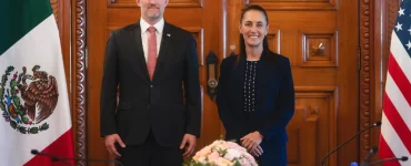 Claudia Sheinbaum y Jamieson Greer abordan revisión del T-MEC