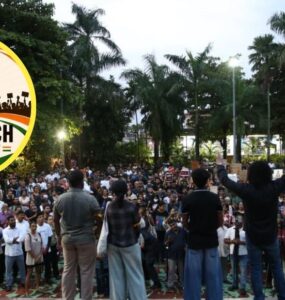 Descubre cómo un movimiento estudiantil en India logró la renuncia de su ministro de Educación, generando un cambio significativo.