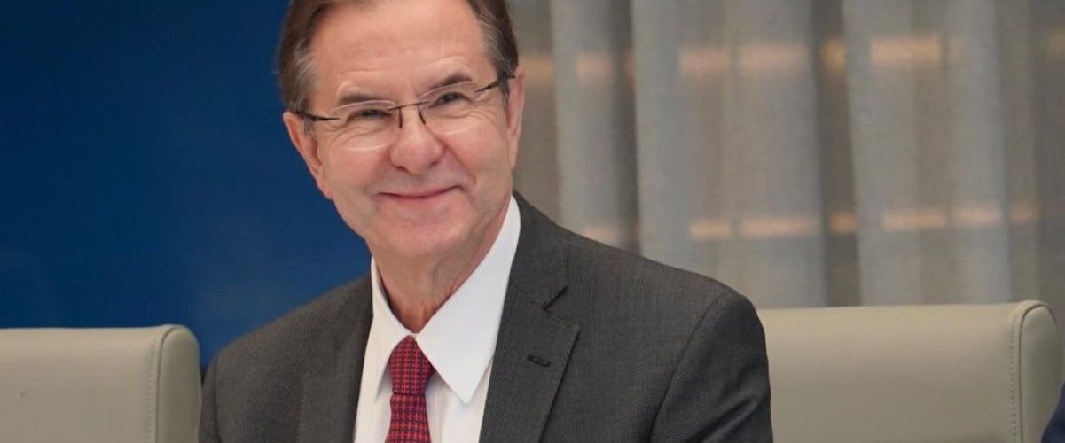 Esteban Moctezuma es propuesto como embajador en la Unión Europea