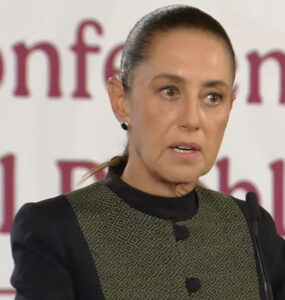 Claudia Sheinbaum inicia un debate sobre la regulación del uso de inteligencia artificial y redes sociales para menores de edad.