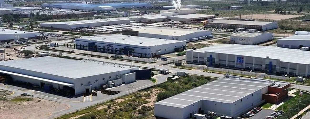 Nuevo León lidera la ocupación industrial en México, seguido por CDMX y Guadalajara, marcando un crecimiento del 6%.