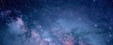 Este 12 de agosto, experimenta un evento astronómico único con eclipse, Perseidas y alineación de planetas. ¡No te lo pierdas!