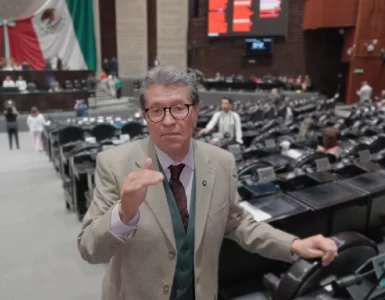 Monreal expresa reservas sobre nueva comisión de injerencia digital en Morena