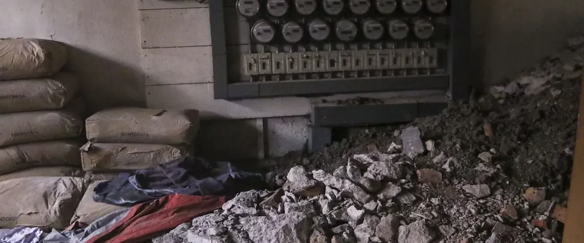 Más de mil 600 casas aún esperan ser reconstruidas en la CDMX, casi nueve años después del sismo del 19 de septiembre.