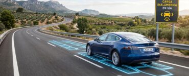 Descubre la innovadora propuesta de Japón para transformar carreteras en cargadores de autos eléctricos a partir de 2027.