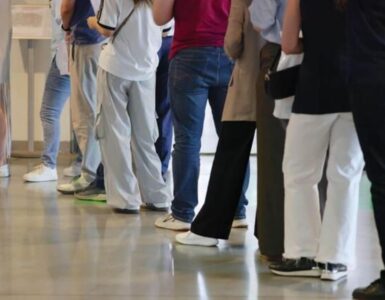 La reciente subida en la tasa de desempleo genera preocupación a nivel social y económico en el país.